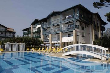 hotel-img